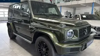 Begagnad Mercedes G500 Exclusive 421 HK (309 kW) 2023 Grön SUV