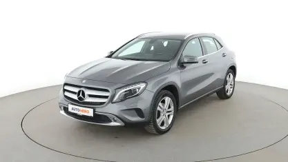 Gebraucht Mercedes GLA200 Urban 136 PS (100 kW) 2016 Grau SUV