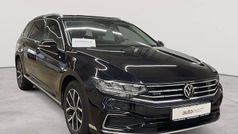 Deep black perleffekt Gebraucht 2021 VW Passat GTE Kombi | 19.990 € (Superpreis)