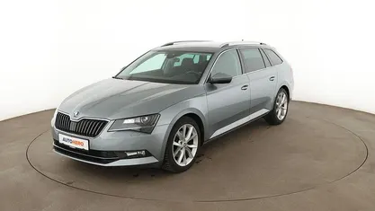 Gebraucht Skoda Superb Style 190 PS (139 kW) 2018 Grau Kombi