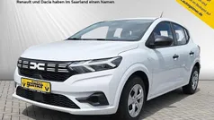Weiß Gebraucht 2023 Dacia Sandero Essentiel Kleinwagen | 13.950 € (Guter Preis)