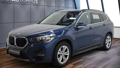 Begagnad BMW X1 Advantage 220 HK (161 kW) 2021 Blå SUV