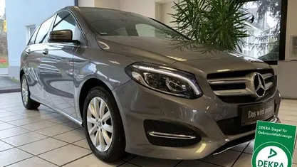 Gebraucht 2018 Mercedes B200 Style Van / Kleinbus | 16.990 € (Fairer Preis)