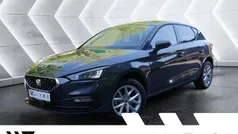 Grau (grau / magnetic grau) Gebraucht 2025 Seat Leon Limousine | 24.285 € (Fairer Preis)