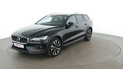 Gebraucht Volvo V60 CC Pro 250 PS (183 kW) 2020 Schwarz Kombi