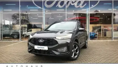 Gebraucht Ford Kuga ST-Line 151 PS (111 kW) 2025 Magneticgrau (metallic) (grau) SUV