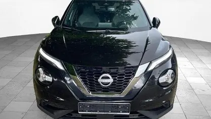 Usado Nissan Juke N-Connecta 114 HP (83 kW) 2024 Preto SUV