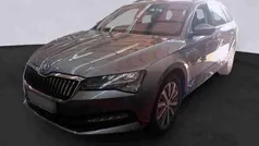 Graphitegrau metallic Gebraucht 2022 Skoda Superb Ambition Kombi | 24.350 € (Fairer Preis)