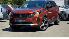 Braun Gebraucht 2023 Peugeot 5008 GT Van / Kleinbus | 31.895 € (Fairer Preis)