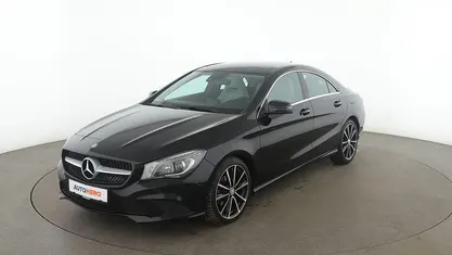 Schwarz Gebraucht 2014 Mercedes CLA220 Urban Limousine | 19.290 € (Fairer Preis)