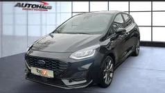 Obsidianschwarz (schwarz) Gebraucht 2023 Ford Fiesta ST-Line Kleinwagen | 19.990 € (Fairer Preis)