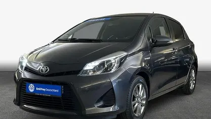 Gebraucht Toyota Yaris Hybrid Life 101 PS (74 kW) 2013 Limousine