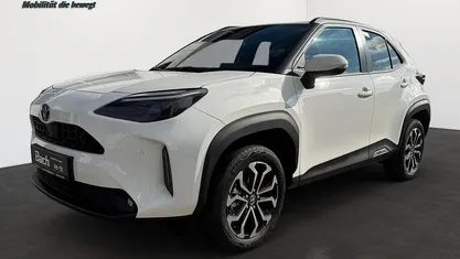 Gebraucht 2025 Toyota Yaris Cross SUV | 30.570 € (Fairer Preis)