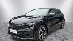 Gebraucht 2023 Renault Mégane Iconic Limousine | 34.980 € (Fairer Preis)