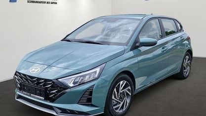 Gebraucht Hyundai i20 Trend 101 PS (74 kW) 2024 Grün Kleinwagen
