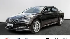 Braun Gebraucht 2021 Skoda Superb LAURIN & KLEMENT Limousine | 29.379 € (Guter Preis)