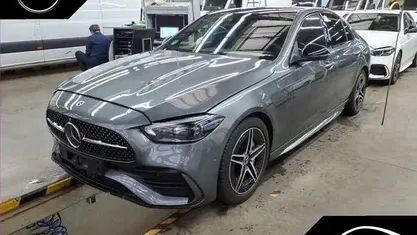 Gebraucht Mercedes C200 AMG 204 PS (150 kW) 2024 Grau Limousine