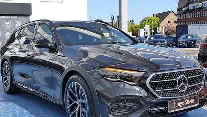 Second-hand Mercedes E450 Avantgarde 381 CP (280 kW) 2025 Gri Break