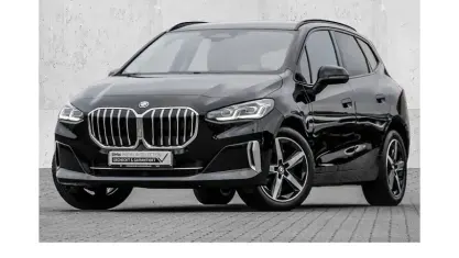 Gebraucht BMW 230 Performance 326 PS (239 kW) 2023 Schwarz Van / Kleinbus