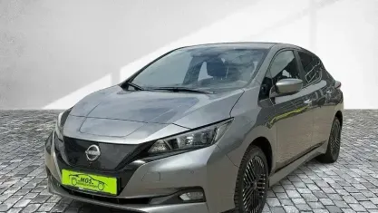 Gebraucht Nissan Leaf Acenta 160 kW (218 PS) 2022 Gun metallic Kleinwagen
