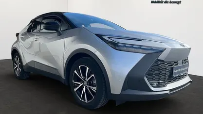Gebraucht Toyota C-HR Team 140 PS (102 kW) 2025 SUV