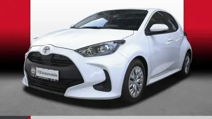 Gebraucht Toyota Yaris Comfort 72 PS (52 kW) 2022 Schneeweiß Kleinwagen