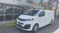 Kaolin weiß Gebraucht 2023 Opel Vivaro-e Combi Van | 28.970 € (Superpreis)