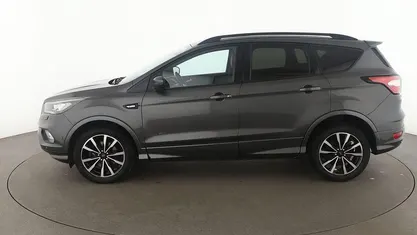 Grau Gebraucht 2019 Ford Kuga ST-Line SUV | 17.860 € (Fairer Preis)