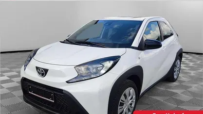 Gebraucht 2025 Toyota Aygo X Play SUV | 17.490 € (Fairer Preis)