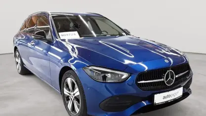 Gebraucht Mercedes C300e Avantgarde 204 PS (150 kW) 2023 Spektralblau metallic Kombi