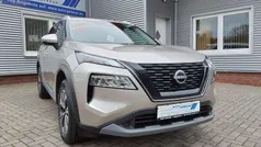 Champagne silver Gebraucht 2024 Nissan X-Trail N-Connecta SUV | 34.490 € (Fairer Preis)