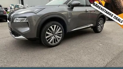 Neu Nissan X-Trail Tekna+ 163 PS (119 kW) 2026 Grau SUV