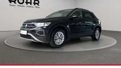Gebraucht 2024 VW T-Roc Life SUV | 21.050 € (Superpreis)
