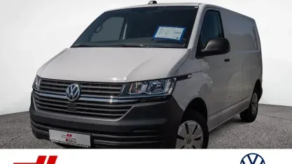 Gebraucht VW T6.1 90 PS (66 kW) 2022 Weiss / candy weiss Van