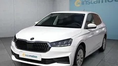 Weiß Gebraucht 2022 Skoda Fabia Kleinwagen | 12.899 € (Fairer Preis)