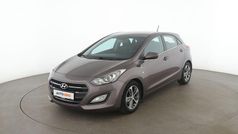 Braun Gebraucht 2015 Hyundai i30 Trend Limousine | 9.930 € (Fairer Preis)