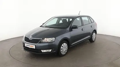 Grau Gebraucht 2017 Skoda Rapid Cool Edition Limousine | 13.020 € (Fairer Preis)
