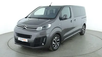 Grau Gebraucht 2019 Citroën Jumpy Business Class Van / Kleinbus | 30.510 € (Fairer Preis)