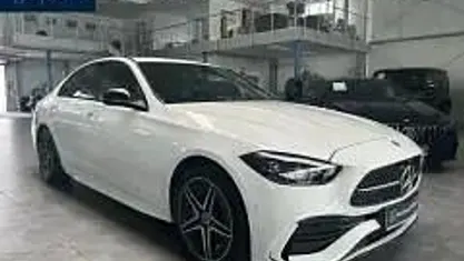 Gebraucht Mercedes C300e Premium 204 PS (150 kW) 2024 Weiß Limousine