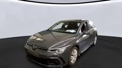 Gebraucht VW Golf VIII R-line 131 PS (96 kW) 2024 Grau Limousine
