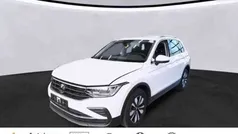 Oryxweiß perlmutteffekt Gebraucht 2024 VW Tiguan Move SUV | 33.590 € (Guter Preis)