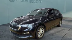 Schwarz Gebraucht 2023 Skoda Scala Ambition Kleinwagen | 22.079 € (Fairer Preis)