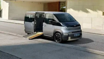 Neu Kia PV5 Plus 88 kW (121 PS) 2026 Weiss Van / Kleinbus