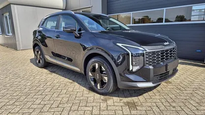 Gebraucht 2025 Kia Sportage Vision SUV | 30.490 € (Superpreis)