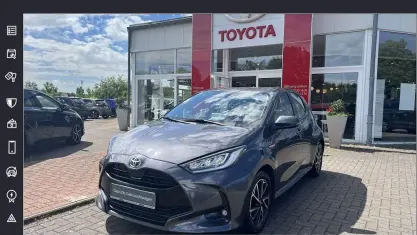 Gebraucht Toyota Yaris Hybrid Club 116 PS (85 kW) 2020 Marlingrau metallic Kleinwagen