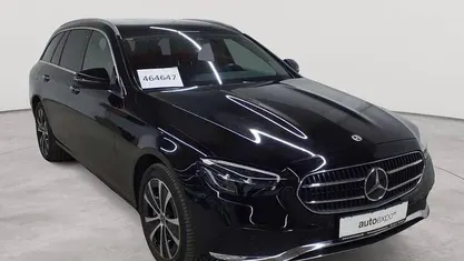 Gebraucht Mercedes E300 194 PS (142 kW) 2022 Schwarz Kombi