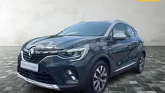 Schwarz Gebraucht 2021 Renault Captur Intens SUV | 19.999 € (Guter Preis)