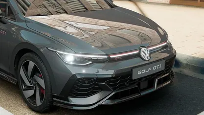 Gebraucht VW Golf VIII GTI Clubsport 300 PS (220 kW) 2026 Limousine