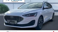 Schwarz(metallic) Neu 2025 Ford Focus Titanium Kombi | 28.490 € (Guter Preis)
