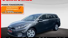 Grau ((h8g) pentametal met.) Gebraucht 2024 Kia Ceed Sportswagon Comfort Kombi | 22.479 € (Superpreis)
